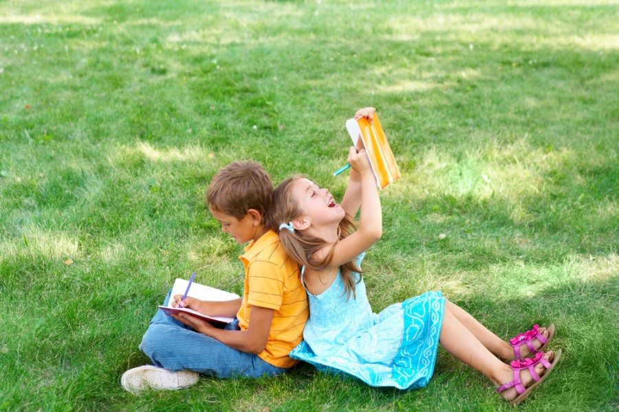 Cahier de vacances : comment entraîner mes enfants avec des activités ludiques ?