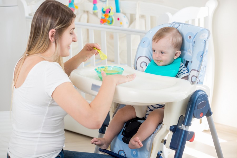 Chaise haute bébé évolutive : est-elle toujours adaptée à la taille de votre enfant ?