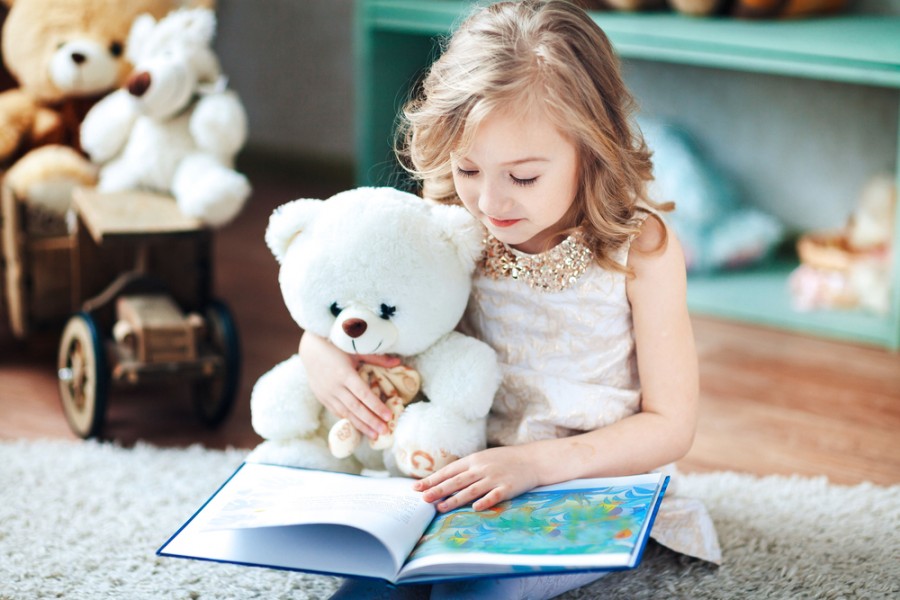 Livre pour enfant 5 ans : une bibliothèque pour votre bambin !